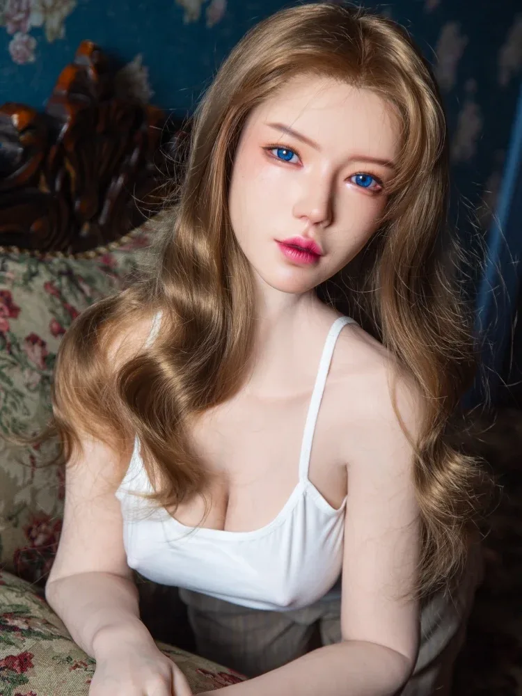 F2598- 166cm(5.4ft) C Cup Gel Breasts Silicone Love Doll|Qita Doll view 9