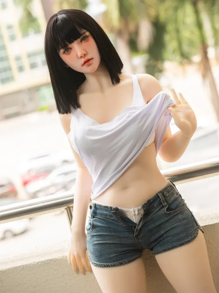 F143-Fumi Black Short Hair 162cm\/5ft4 Japanese Silicone Sex Doll