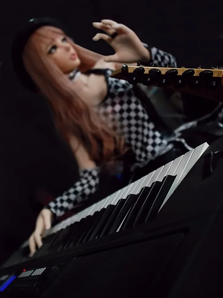 F1533-Elsa Babe-165cm\/5ft4 Full Silicone Sexy Anime Sex Dolls view 4