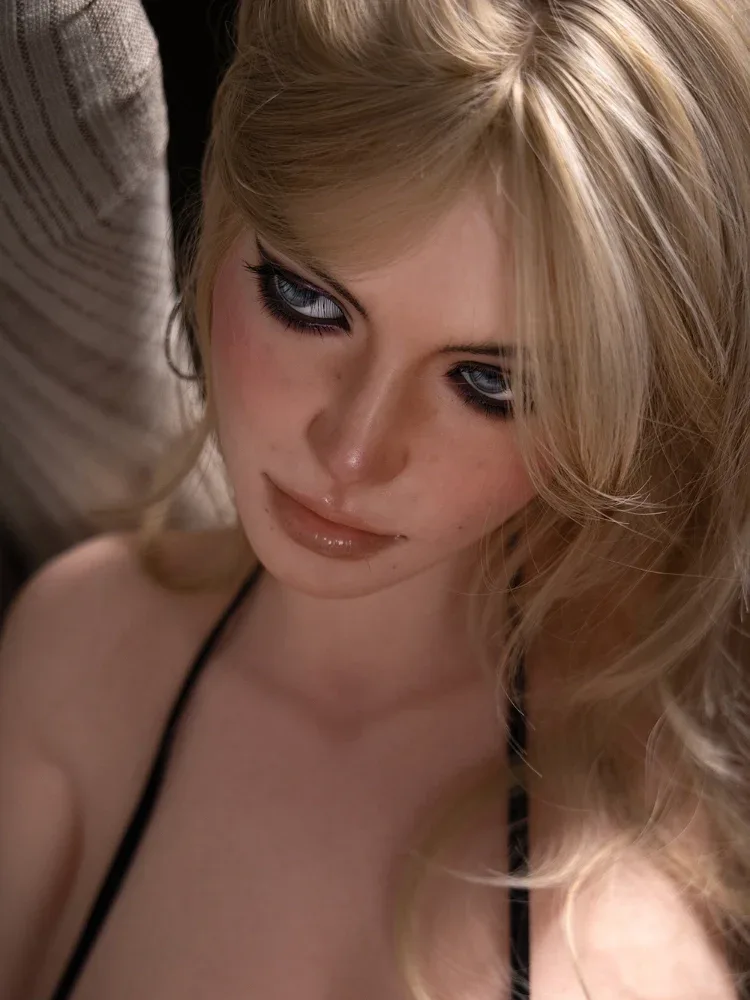 F8618—158cm\/5ft2-76.1lbs F Cup TPE Soccer Sex Doll | Firefly Diary Max view 2