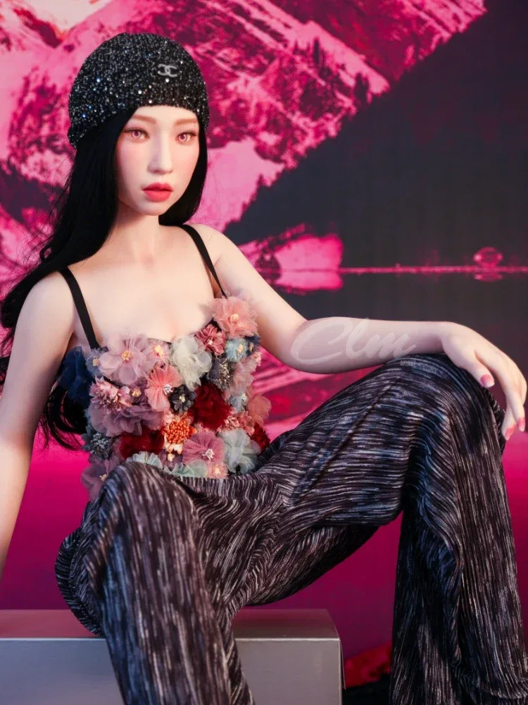 F1697-160cm(5ft3)-34kg B Cup Janice Petite Silicone Chinese Sex Doll|Climax Doll Ultra view 5